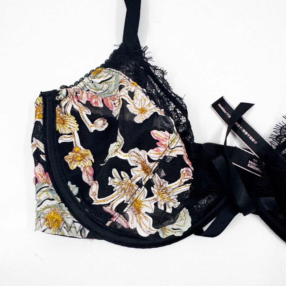 Victoria's Secret Dream Angels Low Cut Demi Bra 32DD‎ Black Floral Lace Unlined - Picture 2 of 9